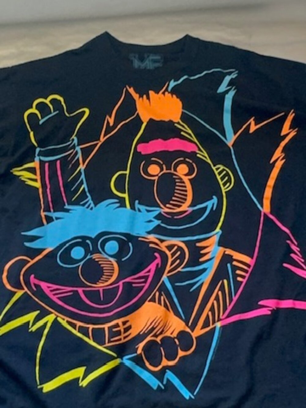 Sesame Street Bert & Ernie Neon Graphic T-Shirt XL - 2008 Mighty Fine - Picture 3 of 10